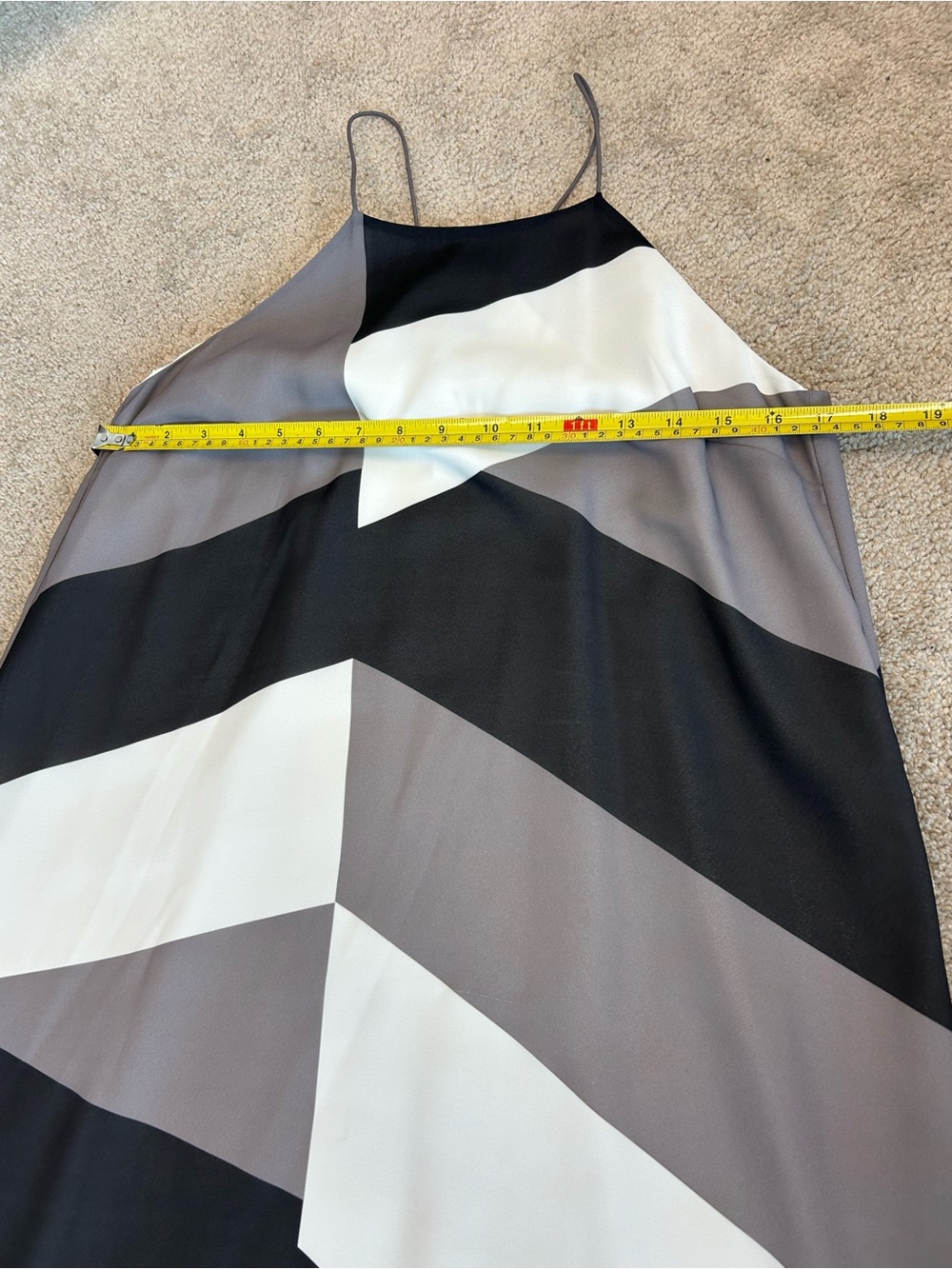 RW&CO Geometric Colorblock Maxi Dress Black White Gray Size Medium NWT - Picture 8 of 13